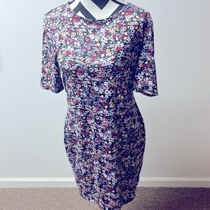 Amazon tshirt dress floral, size large, never worn